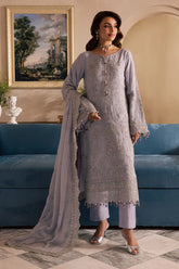 Soft chiffon embroidered dupatta of Emaan Adeel’s SORINA